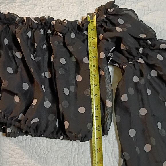 Live 4 Truth Cold Shoulder Top💗💗 Just Posted 🌹💖 - Picture 7 of 14